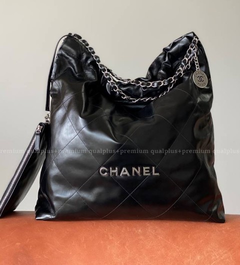 샤넬 22 핸드백 라지