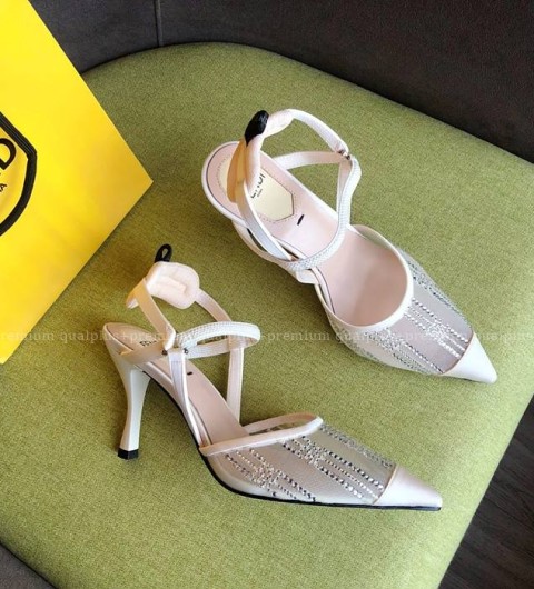 펜디 콜리브리 라이트 슬링백 여성용 5.5cm