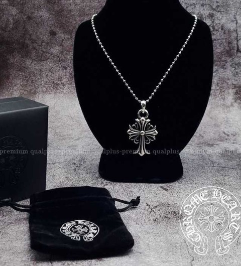 [국내배송] 크*하츠 CH크로스 펜던트 목걸이
