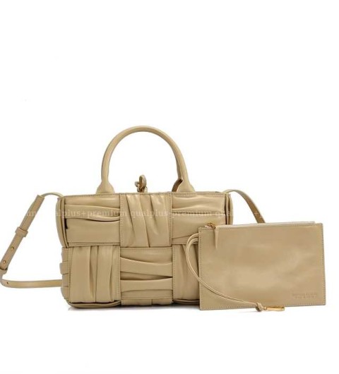 [국내배송] 보*가베네타 풀라코 아르코 토트 미니