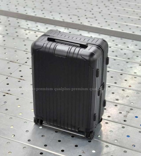 [국내배송] 리*아 ESSENTIAL 캐빈 캐리어