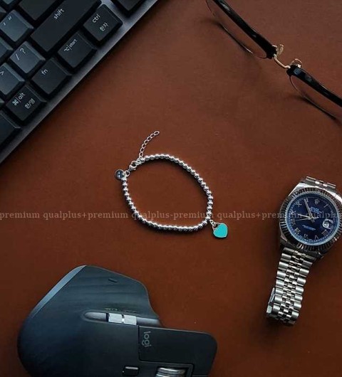 [국내배송] 티*니 하트태그 비즈팔찌