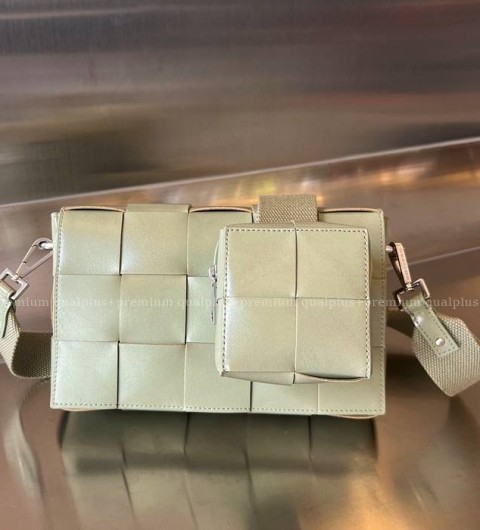 보테가베네타 741777 스트랩 카세트백 남녀공용