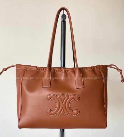 셀린느 퀴르 트리오페 드로우스트링 카바스 핸드백