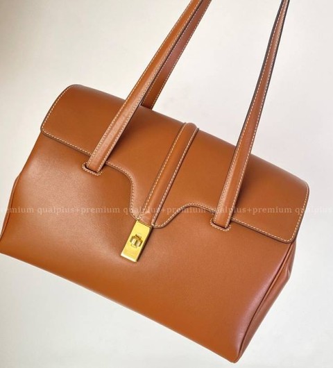 셀린느 소프트 16 숄더백 미듐