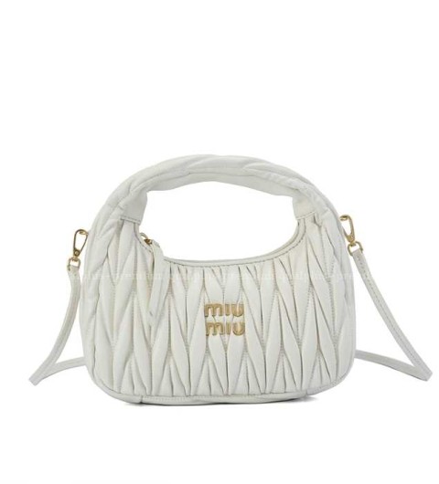 [국내배송] 미*미우 마테라쎄 호보백 [화이트]