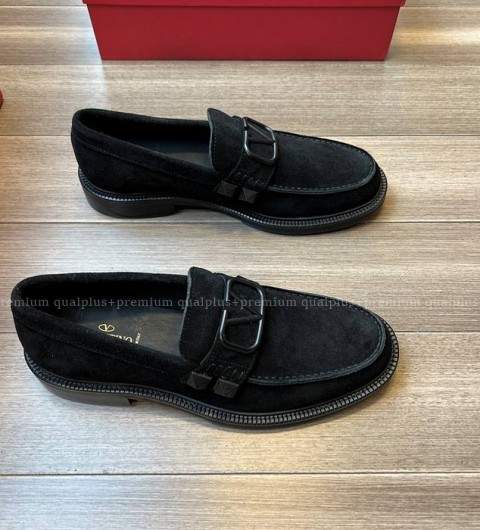 발렌티노 스터드 사인 로퍼 남성용