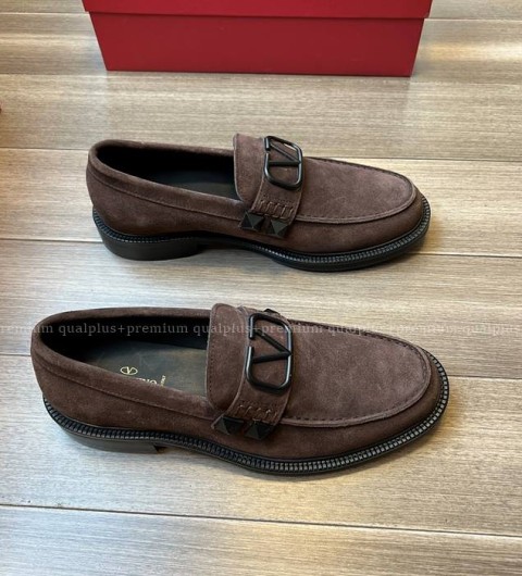 발렌티노 스터드 사인 로퍼 남성용