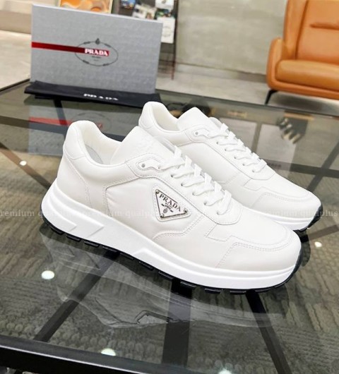 프라다 로고 스니커즈 남성용