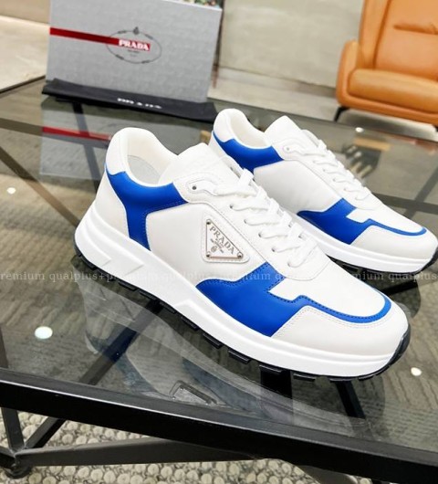 프라다 로고 스니커즈 남성용