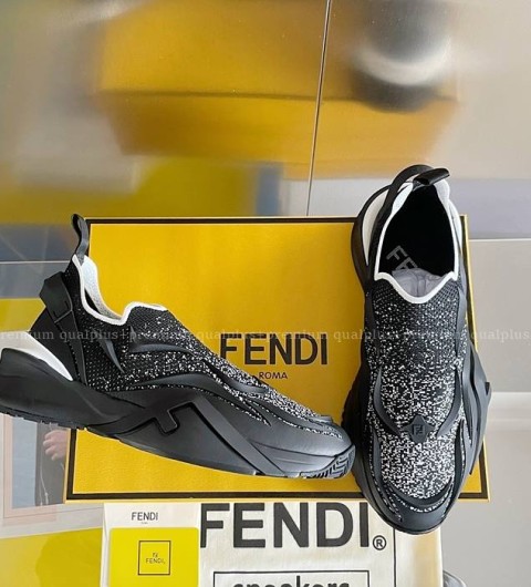 펜디 플로우 스니커즈 남녀공용