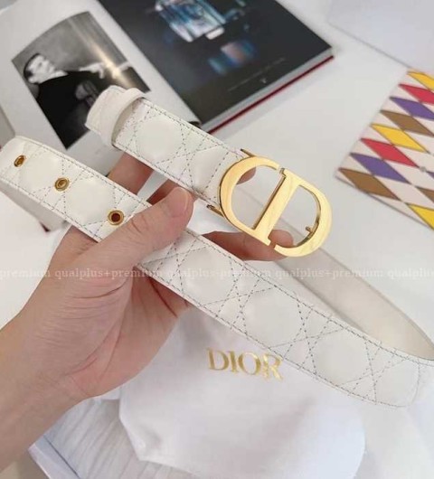 [국내배송] 디* 30 몽테인 퀄팅 벨트