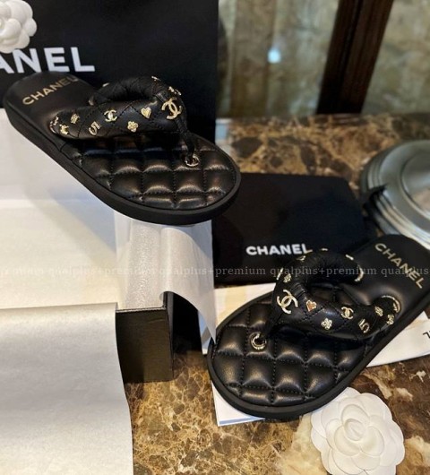 샤넬 CC 패딩 쪼리 슬리퍼 여성용