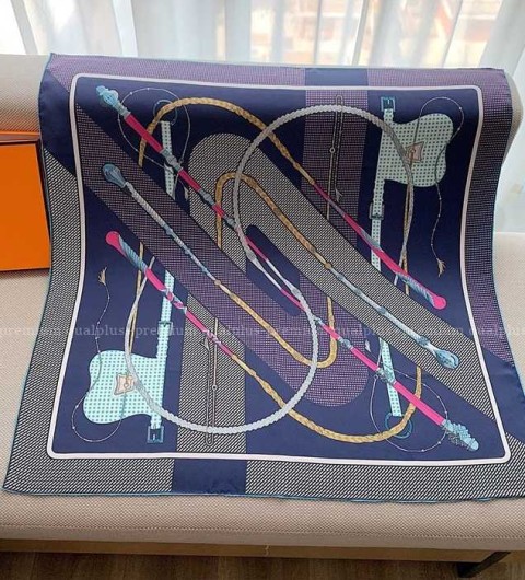 에르메스 Clic-Clac 클릭클락 까레 90 스카프