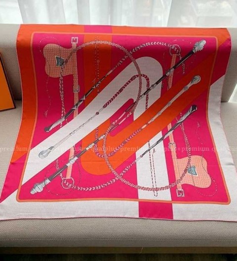 에르메스 Clic-Clac 클릭클락 까레 90 스카프