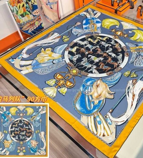 에르메스 Cavalcades 캐벌케이즈 90 스카프