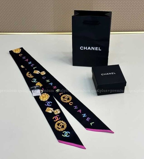 샤넬 CC 방도 스카프