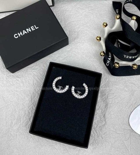 샤넬 CC 이어링 귀걸이