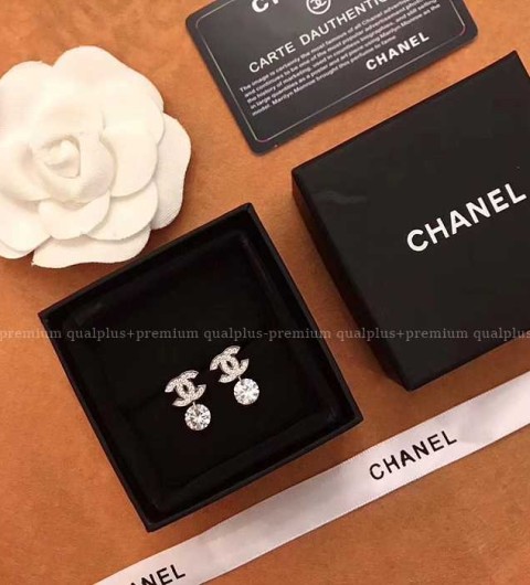 [국내배송] 샤* 싱글 다이아몬드 귀걸이