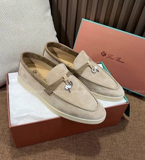 로로피아나 썸머 참스 워크 로퍼 여성용