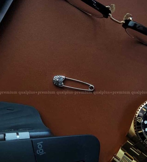 [국내배송] 크*하츠 옷핀