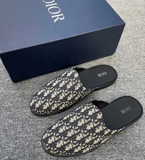 디올 인도어 뮬 블로퍼 남성용