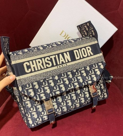 디올 CAMP 캠프 메신저 크로스백 미듐 남녀공용