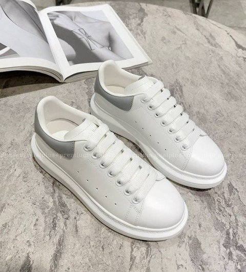 알렉산더맥퀸 오버사이즈드 스니커즈 남녀공용