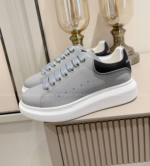 알렉산더맥퀸 오버사이즈드 스니커즈 남녀공용