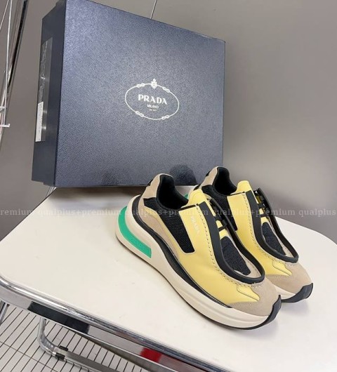 프라다 바이크 스니커즈 남성용