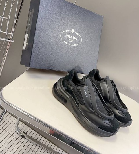 프라다 바이크 스니커즈 남성용
