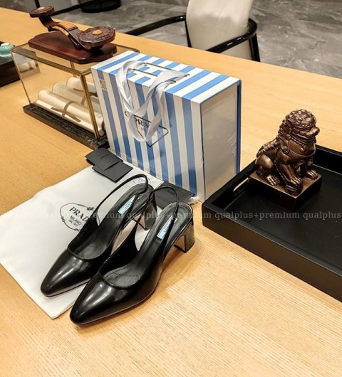 프라다 가죽 슬링백 펌프스 5cm 여성용