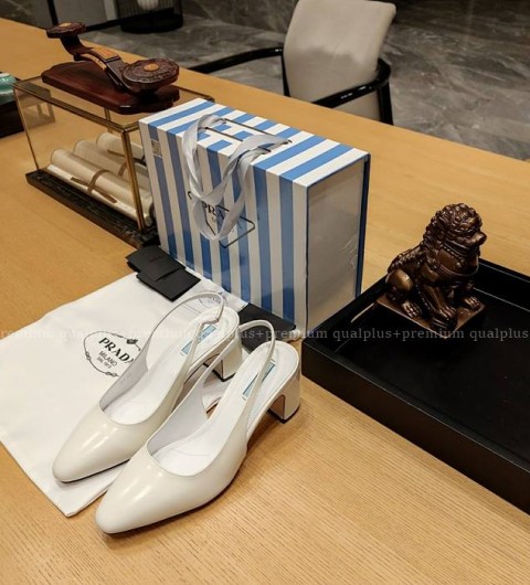 프라다 가죽 슬링백 펌프스 5cm 여성용