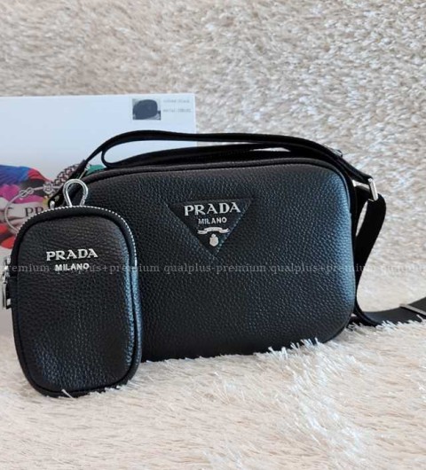 [국내배송] 프*다 숄더백 레더 스트랩 파우치 카메라백