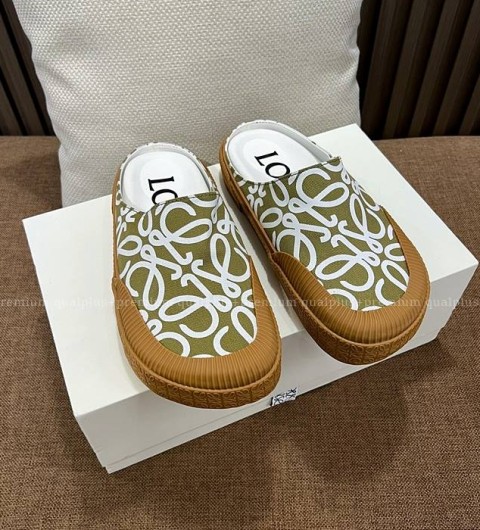 로에베 테라 불카 슬립온 클로그 여성용