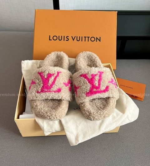 루이비통 LV 램스울 슬라이드 슬리퍼 여성용