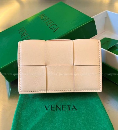 보테가베네타 651396 카세트 명항 케이스 카드지갑 남녀공용