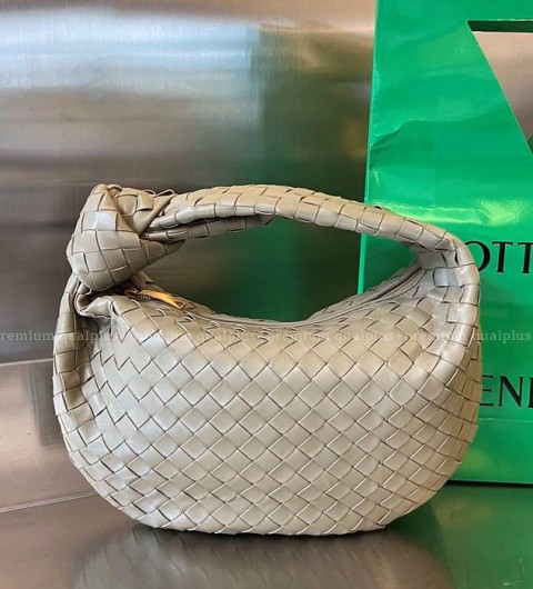 보테가베네타 690225 조디 핸드백 틴