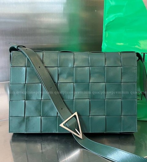 보테가베네타 691407 카세트 숄더백 남녀공용 맥시