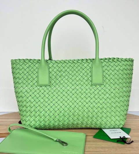 보테가베네타 608810 까바 토트백 미듐