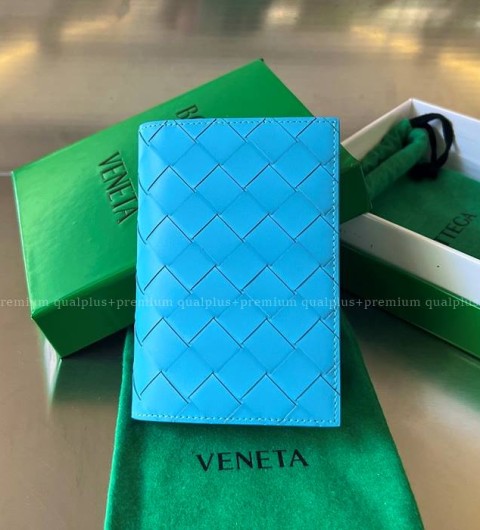 보테가베네타 607482 여권 케이스 남녀공용