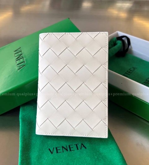 보테가베네타 607482 여권 케이스 남녀공용