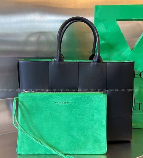 보테가베네타 729244 아르코 토트백 미듐