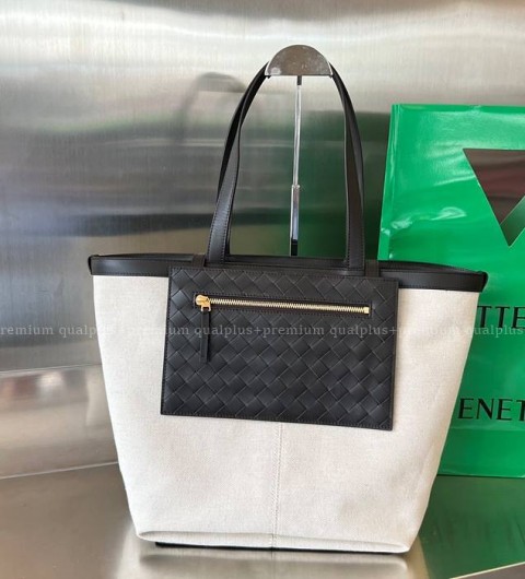 보테가베네타 754914 플립 플랩 내추럴 폰단트 핸드백 남녀공용 미듐