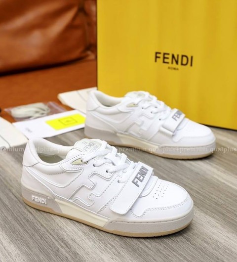 펜디 스텝 스니커즈 남녀공용