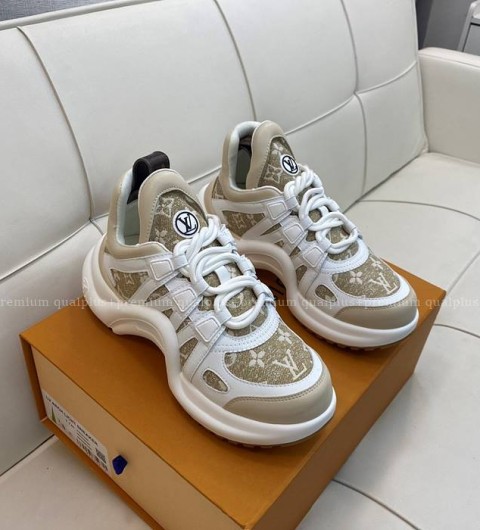 루이비통 LV 아치라이트 스니커즈 여성용
