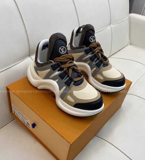 루이비통 LV 아치라이트 스니커즈 여성용