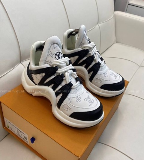 루이비통 LV 아치라이트 스니커즈 여성용