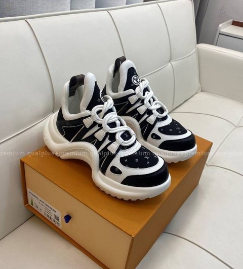 루이비통 LV 아치라이트 스니커즈 여성용