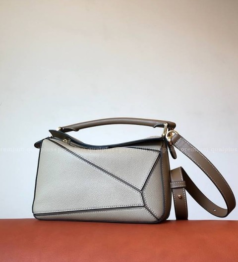 로에베 퍼즐백 스몰